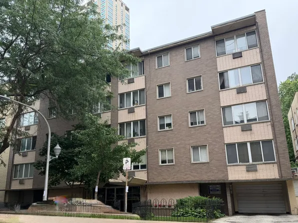 539 W Stratford Pl APT 506, Chicago, IL 60657