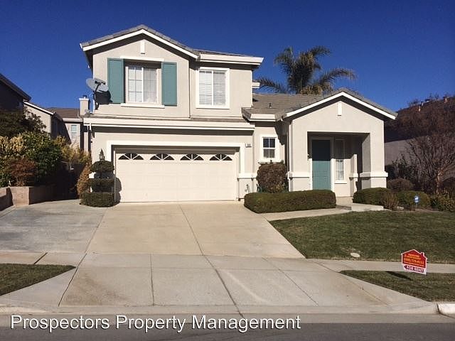 1st image of 989 Oak Brook Way
