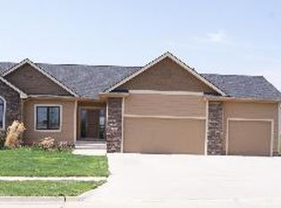 4304 NE Par View Ct, Ankeny, IA 50021