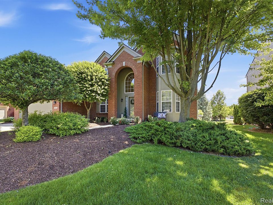 1st image of 49133 Running Trout Ln