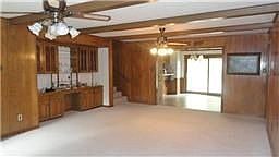 4th image of 379 Kingscourt Dr