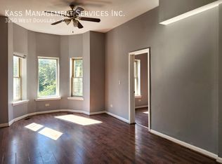 3250 W Douglas Blvd #2, Chicago, IL 60623