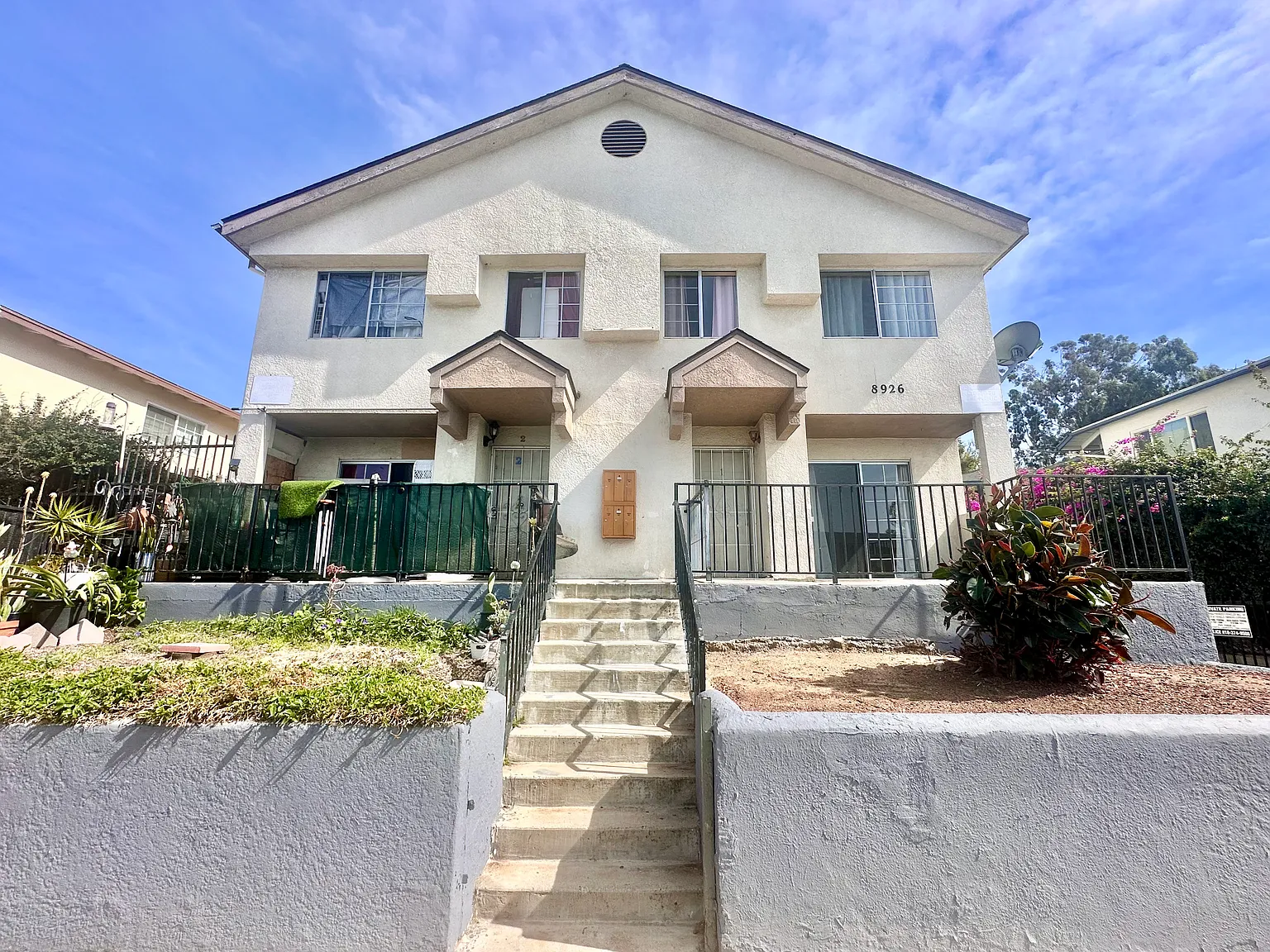 3 bed, 1196 sqft, $2,750 — Photo 1