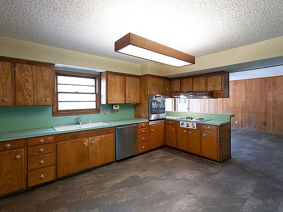 5th image of 4604 Fawn Dr