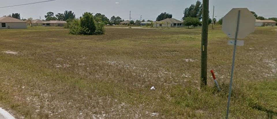 2nd image of 2 El Dorado Blvd S