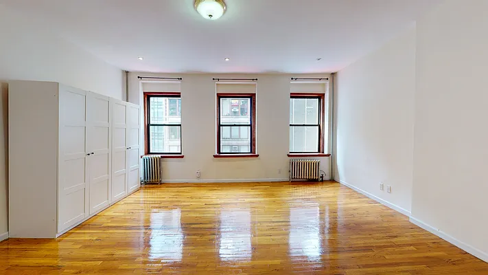 Rented by Keller Williams NYC | media 10