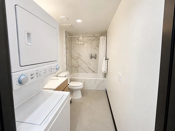 4th image of 10867 Fruitland Dr #102