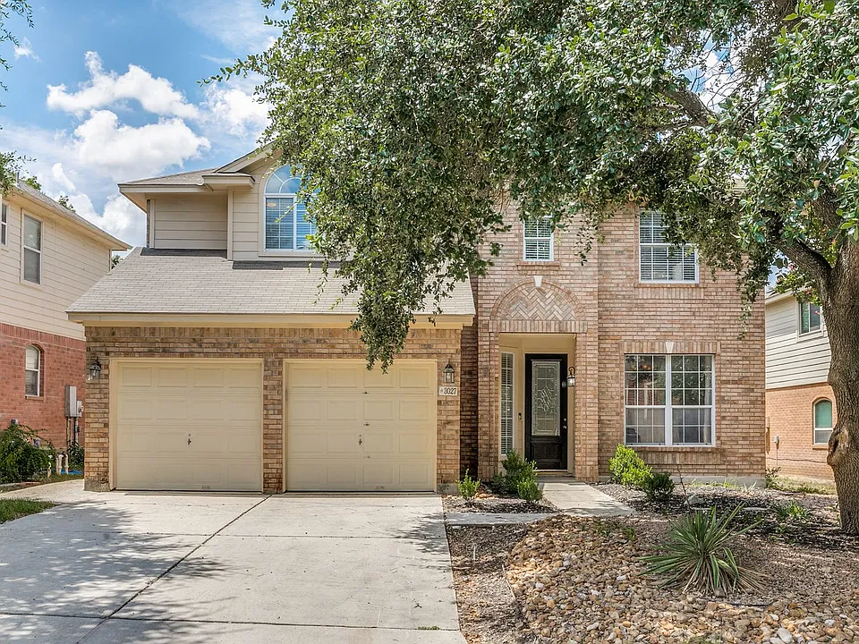 3027 Fall Mist Dr