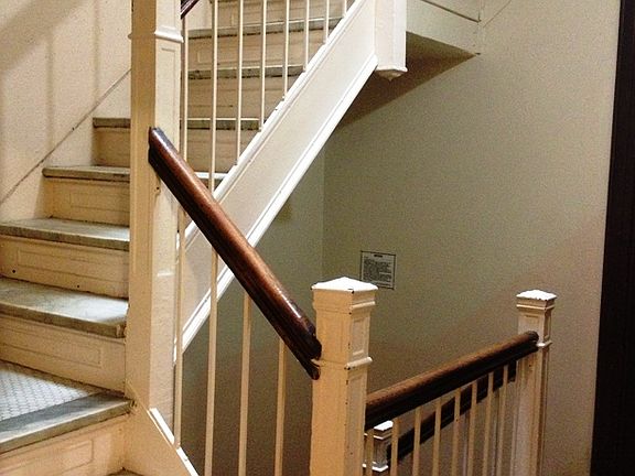 3rd image of 3157 44th St APT 2R