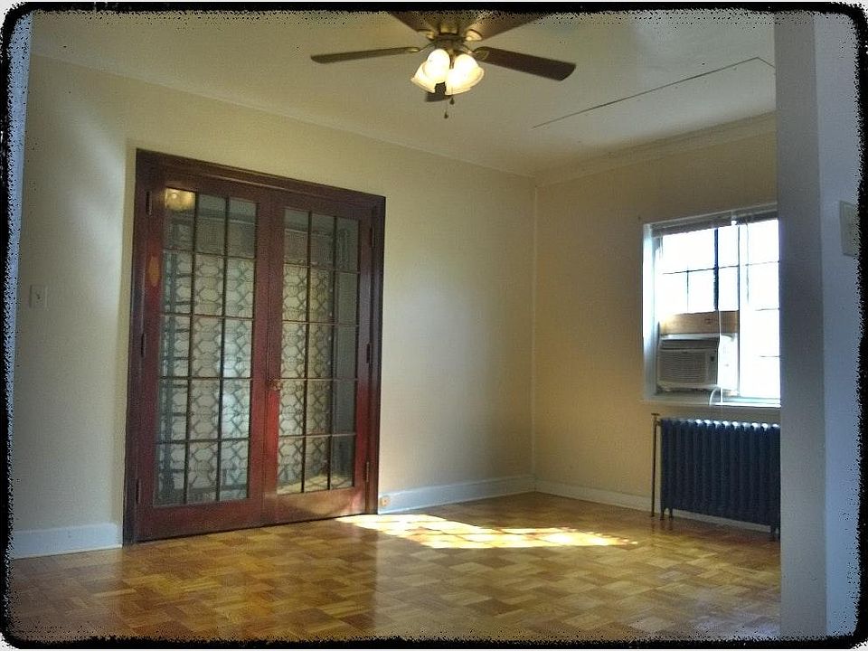 Living Room (Bed folded in closet)