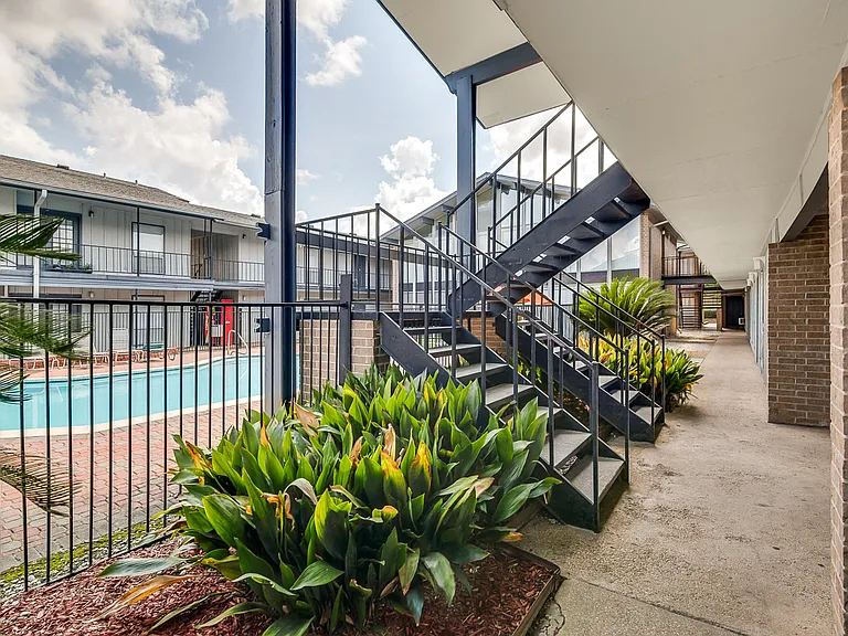 Gallery Apartments — Photo 4