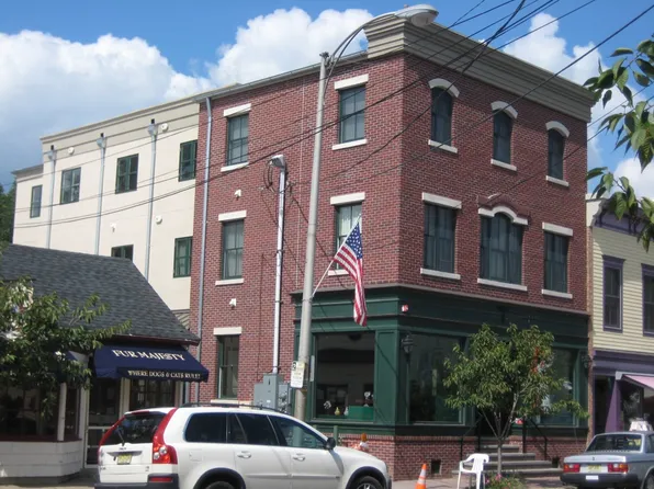 14-16 Main St APT B, Clinton, NJ 08809