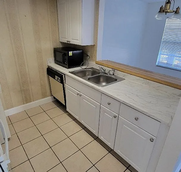 8419 Camden St — Photo 6