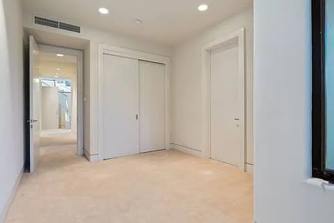 1673 Waynecrest Dr — Photo 24