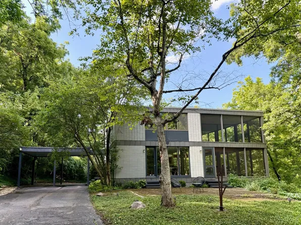 144 Lafayette Ln, Cincinnati, OH 45220