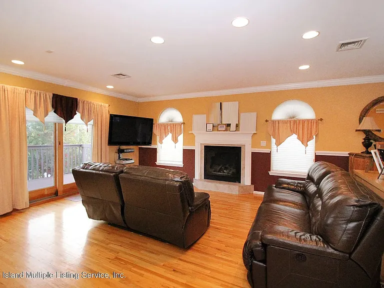 Bayview Ln — Photo 6