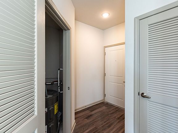 4th image of 2228 Gathering Square Ct