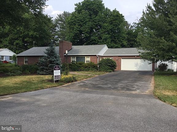 5th image of 13207 Hillandale Rd