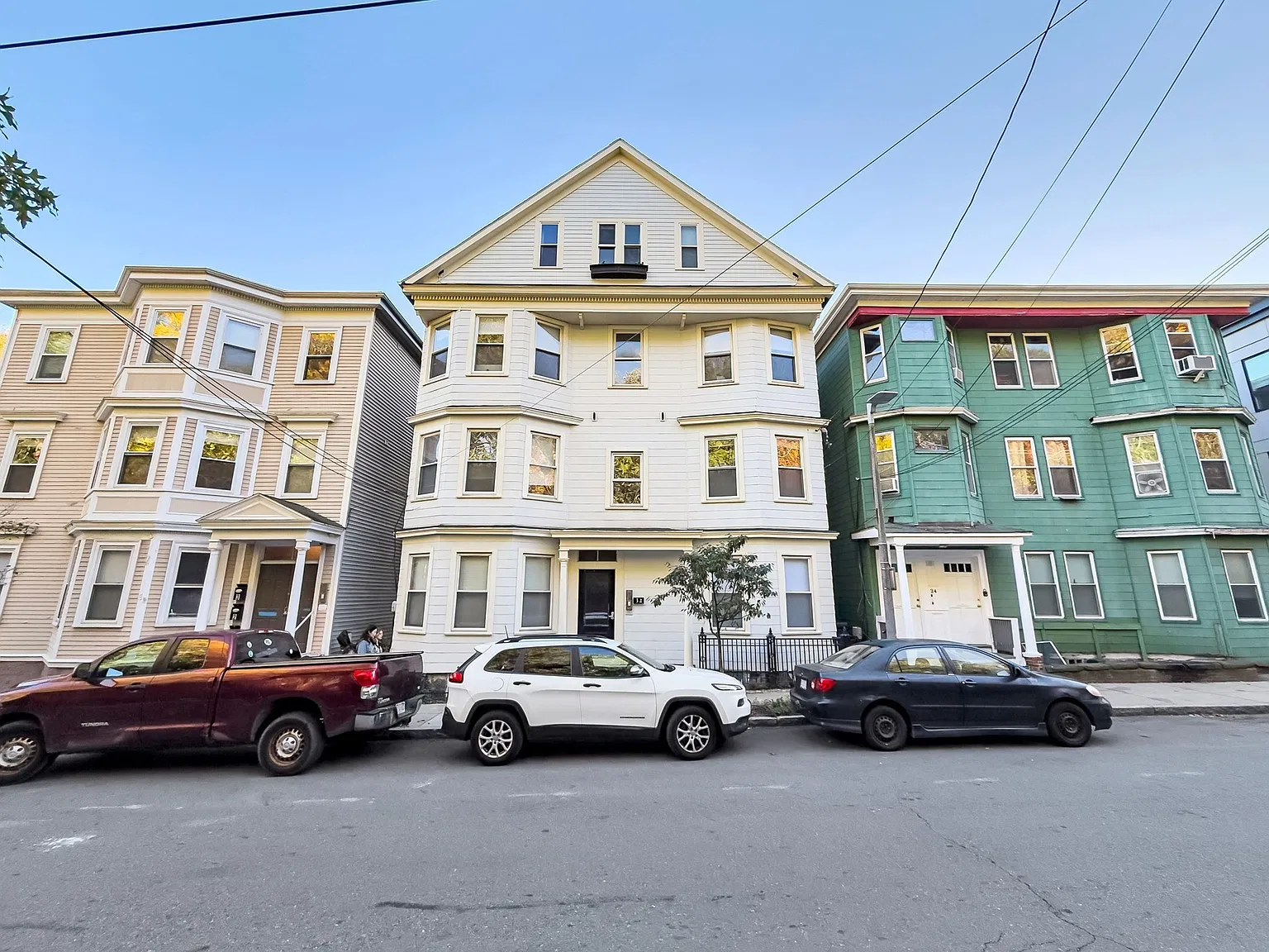 32 Fisher Ave — Photo 1