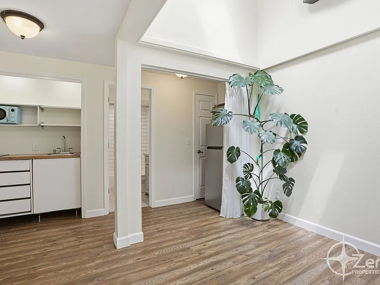 13902 NE Piper Rd #B — Photo 1
