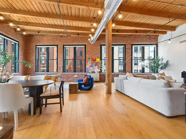 49 Melcher St, Boston, MA 02210