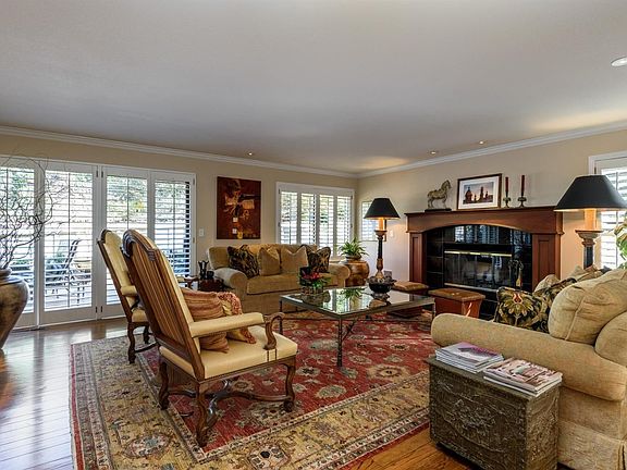 3rd image of 35 Biltmore Ln