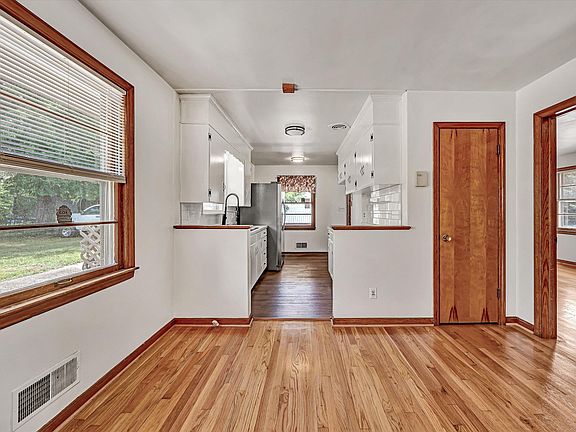 5th image of 1619 Michael St NW