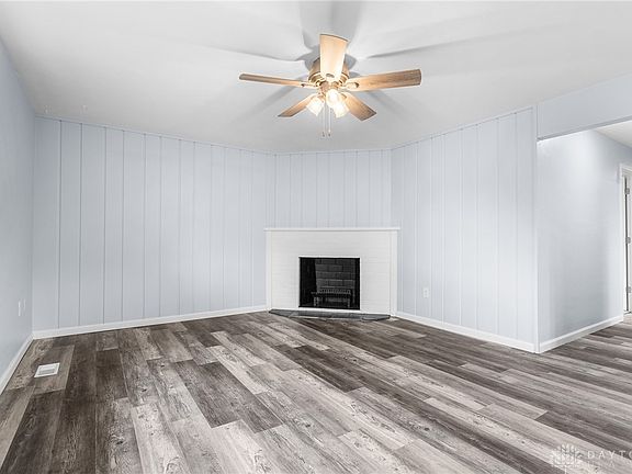 5th image of 2444 England Ave