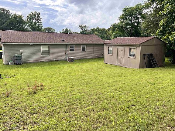 5th image of 5060 Long Branch Dr