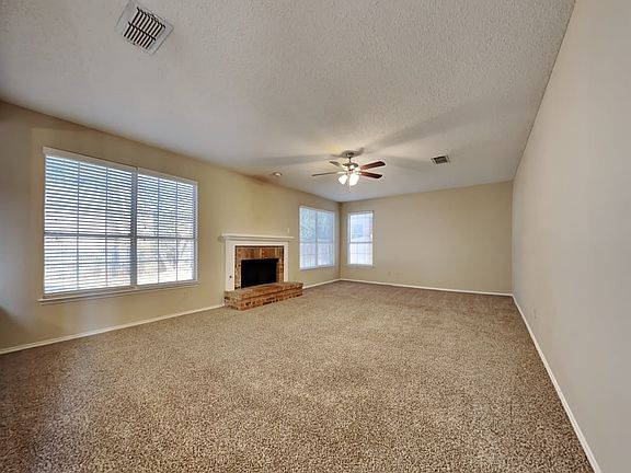 5th image of 7625 Meadowlark Dr