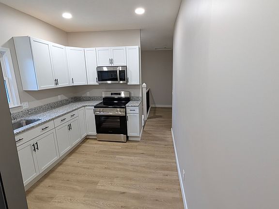 Another view of kitchen