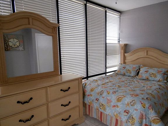 5th image of 1000 Padre Blvd Unit 716