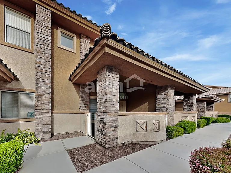 10477 Tuscany Rose Ct — Photo 1