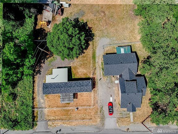 4th image of 7407 146th St SW