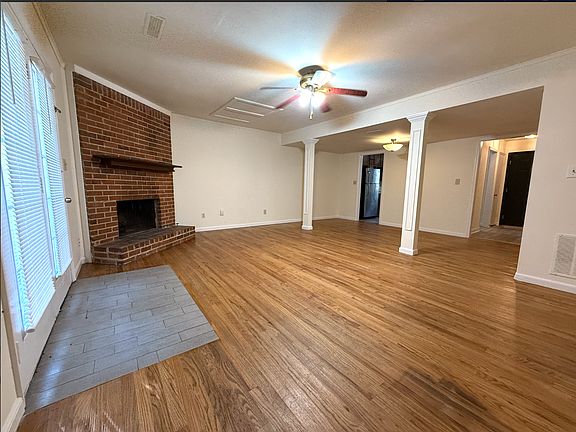 5th image of 1461 Bentley Ln SE