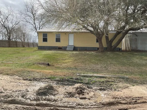 625 Lakeview Dr, Clemville, TX 77414