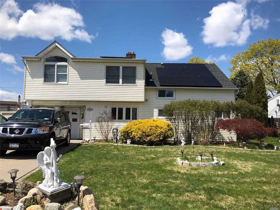1st image of 20 Sparrow Ln