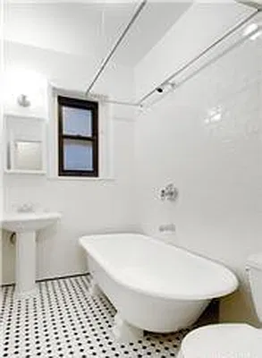 Rented by Citi Habitats | media 8
