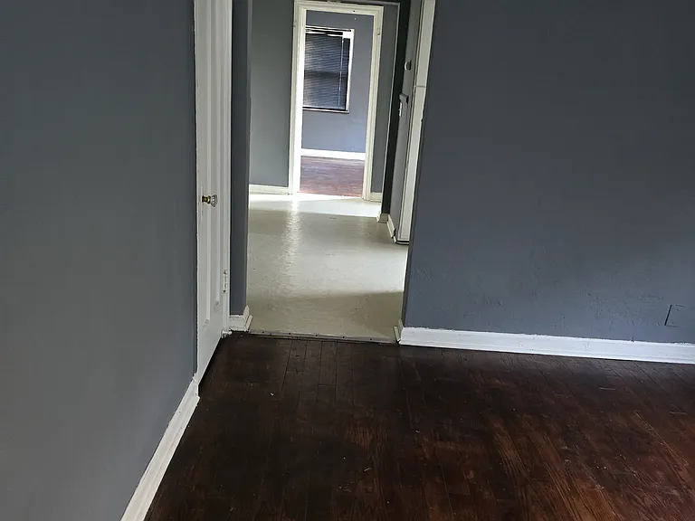 1662 Summit Rd #2 — Photo 6