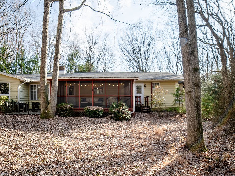 1st image of 71 Dogwood Dr