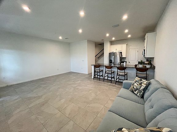 3rd image of 4208 Sadler Rd #1