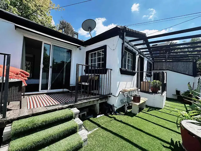 1192 Innes Ave — Photo 1
