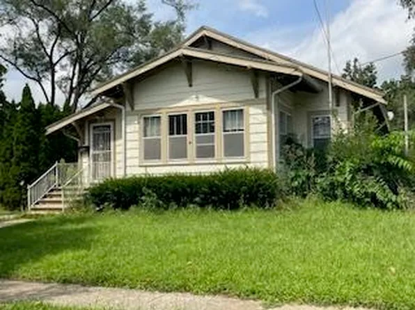 1219 Merrill St, Beloit, WI 53511
