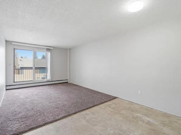 4742 55th St, Red Deer, AB T4N 2J1