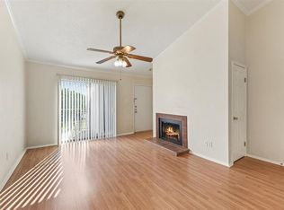 7144 N Holiday Dr, Galveston, TX 77550