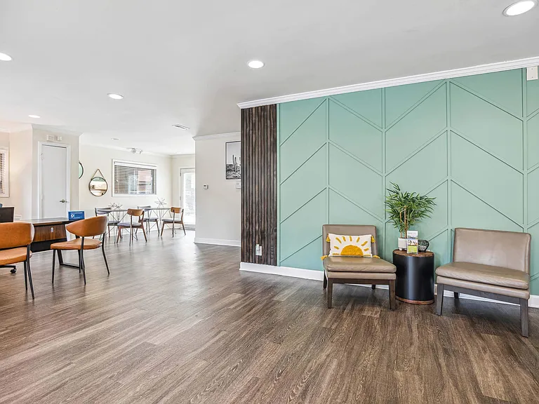 North Oaks Landing — Photo 13