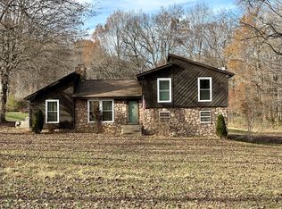 1335 Ervin Pace Rd, Chapmansboro, TN 37035