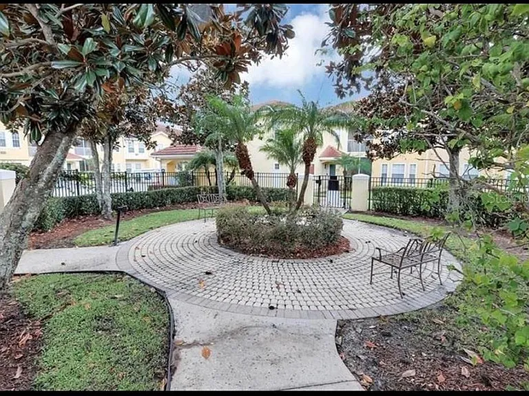 12102 Poppy Field Ln #105 — Photo 32