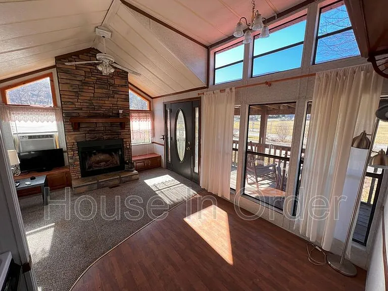127 Crider Cir — Photo 16