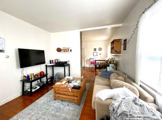 3 Sunshine Ct #3, Newport, RI 02840